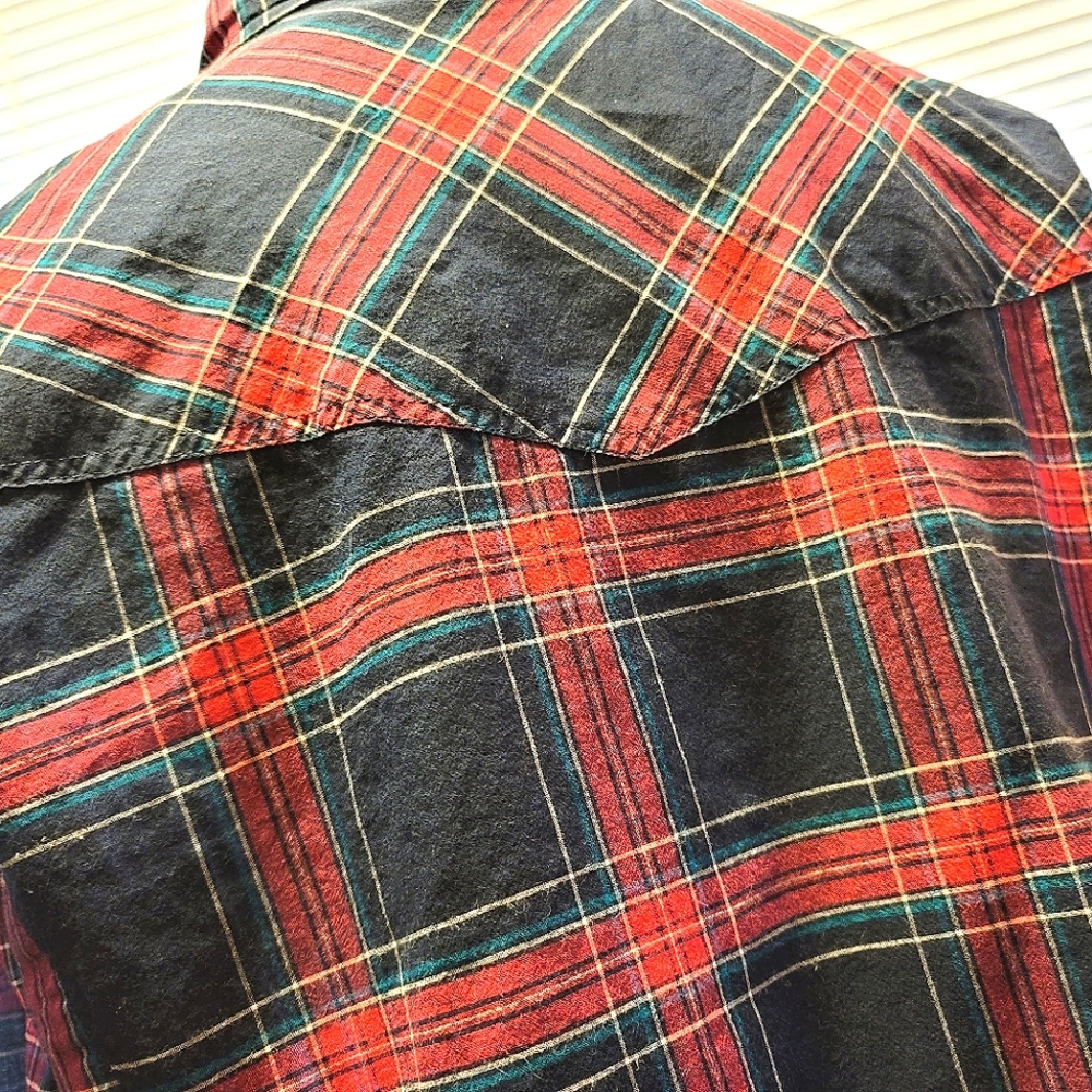 {Torrid} Plaid Button Down, Size 2x - image 4